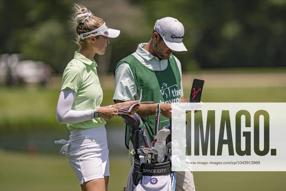 NELLY KORDA on the 10th fairway during Round 1 of The Chevron Championship at The Club at Carlton Woods on April 18, 2024, in The Woodlands, Texas. The Woodlands USA - ZUMAp213 20240418_znp_p213_010
