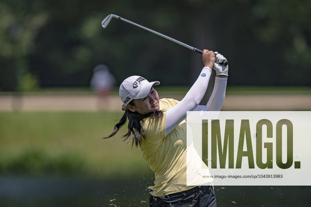 ALLISEN CORPUZ on the 10th fairway during Round 1 of The Chevron Championship at The Club at Carlton Woods on April 18, 2024, in The Woodlands, Texas. The Woodlands USA - ZUMAp213 20240418_znp_p213_019