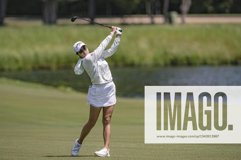 ROSE ZHANG on the 10th fairway during Round 1 of The Chevron Championship at The Club at Carlton Woods on April 18, 2024, in The Woodlands, Texas. The Woodlands USA - ZUMAp213 20240418_znp_p213_023