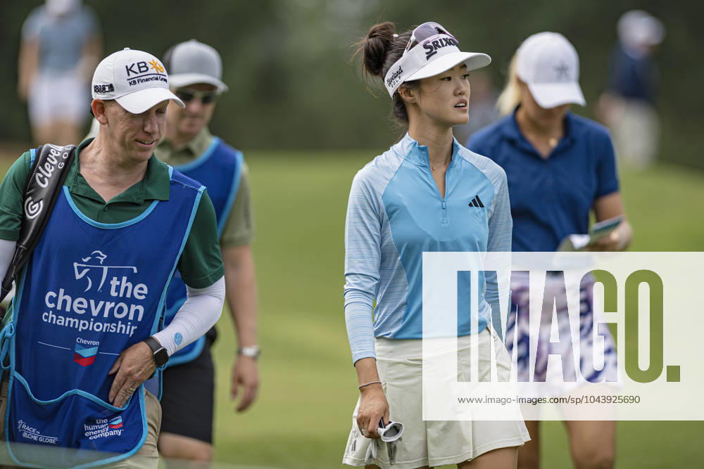 GRACE KIM walks the fairway during round 1 of The Chevron Championship at The Club at Carlton Woods on April 18, 2024, in The Woodlands, Texas. The Woodlands USA - ZUMAp213 20240418_znp_p213_113