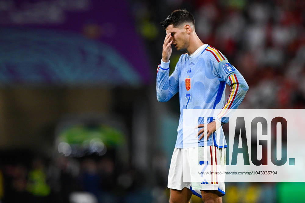 2022-12-06 Morocco v Spain - Round of 16 - FIFA World Cup, WM, Weltmeisterschaft, Fussball Qatar 2022 AL RAYYAN, QATAR - DECEMBER 6: Alvaro Morata of Spain reacts during the Round of 16 - FIFA World Cup Qatar 2022 match between Morocco and Spain at the Education City Stadium on December 6, 2022 in Al Rayyan, Qatar (Photo by Pablo Morano BSR Agency) Al Rayyan Qatar Content not available for redistribution in The Netherlands directly or indirectly through any third parties.