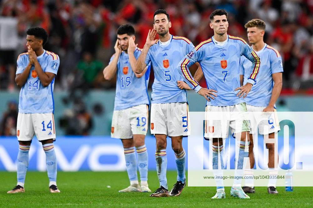 2022-12-06 Morocco v Spain - Round of 16 - FIFA World Cup, WM, Weltmeisterschaft, Fussball Qatar 2022 AL RAYYAN, QATAR - DECEMBER 6: Alvaro Morata of Spain looks dejected after the Round of 16 - FIFA World Cup Qatar 2022 match between Morocco and Spain at the Education City Stadium on December 6, 2022 in Al Rayyan, Qatar (Photo by Pablo Morano BSR Agency) Al Rayyan Qatar Content not available for redistribution in The Netherlands directly or indirectly through any third parties.