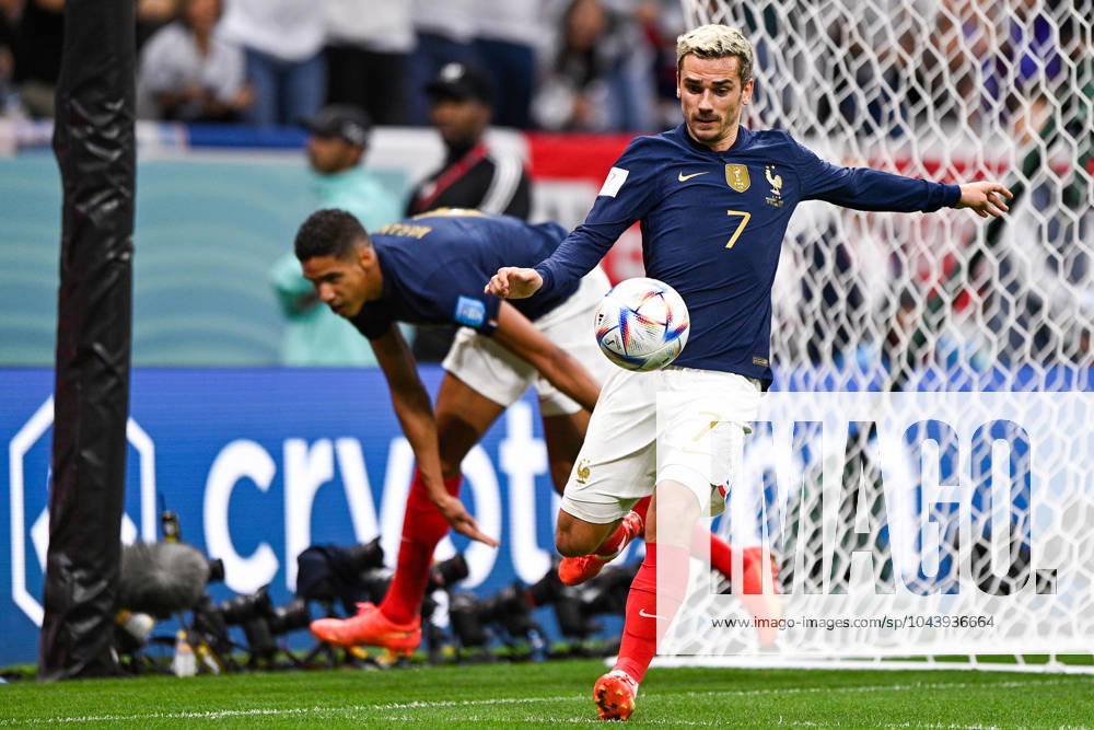 2022-12-10 Netherlands v Argentina - Quarter Final - FIFA World Cup, WM, Weltmeisterschaft, Fussball Qatar 2022 LUSAIL CITY, QATAR - DECEMBER 10: Antoine Griezmann of France in action during the Quarter Final - FIFA World Cup Qatar 2022 match between Netherlands and Argentina at the Lusail Stadium on December 10, 2022 in Lusail City, Qatar (Photo by Pablo Morano BSR Agency) Lusail City Qatar Content not available for redistribution in The Netherlands directly or indirectly through any third parties.