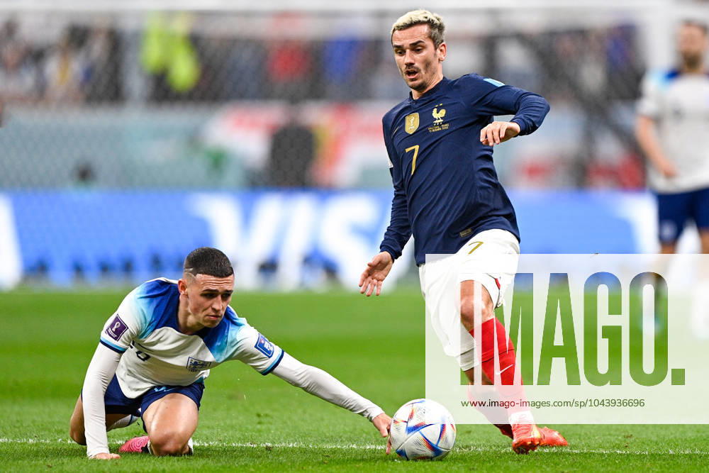 2022-12-10 Netherlands v Argentina - Quarter Final - FIFA World Cup, WM, Weltmeisterschaft, Fussball Qatar 2022 LUSAIL CITY, QATAR - DECEMBER 10: Phil Foden of England battles for the ball with Antoine Griezmann of France during the Quarter Final - FIFA World Cup Qatar 2022 match between Netherlands and Argentina at the Lusail Stadium on December 10, 2022 in Lusail City, Qatar (Photo by Pablo Morano BSR Agency) Lusail City Qatar Content not available for redistribution in The Netherlands directly or indirectly through any third parties.