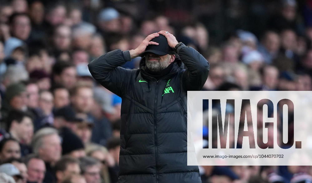 KW16 Liverpool manager Jurgen Klopp during the Premier League match between Fulham and Liverpool at Craven Cottage, London, England on 21 April 2024.