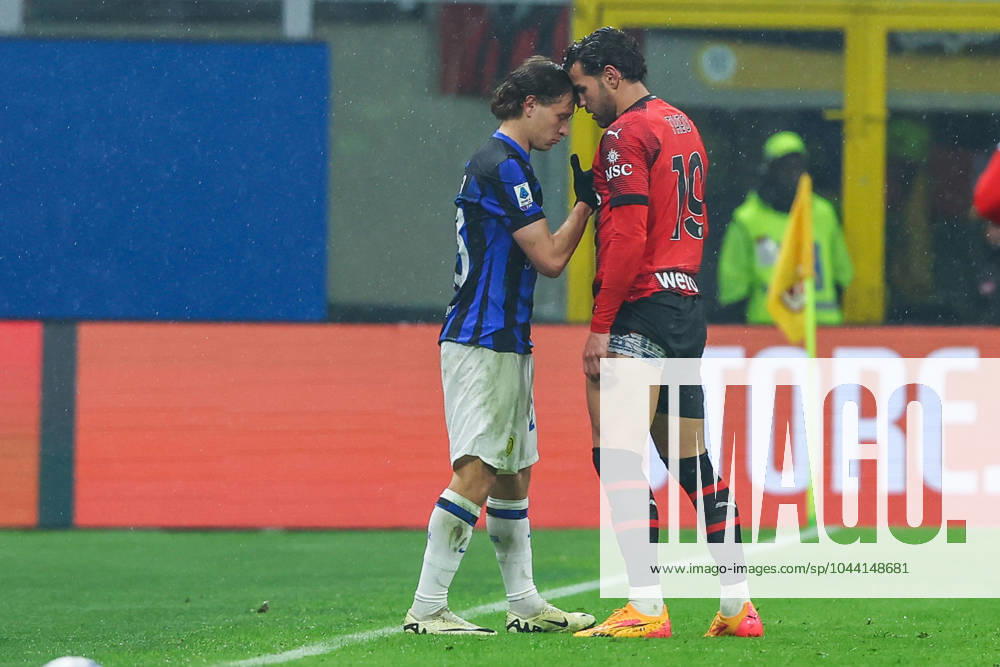 Nicolo Barella of FC Internazionale discusses with Theo Hernandez of AC Milan during Serie A 2023 24 football match between AC Milan and FC Internazionale at San Siro Stadium, Milan, Italy on April 22, 2024 - Milan Stadio San Siro Milan Italy