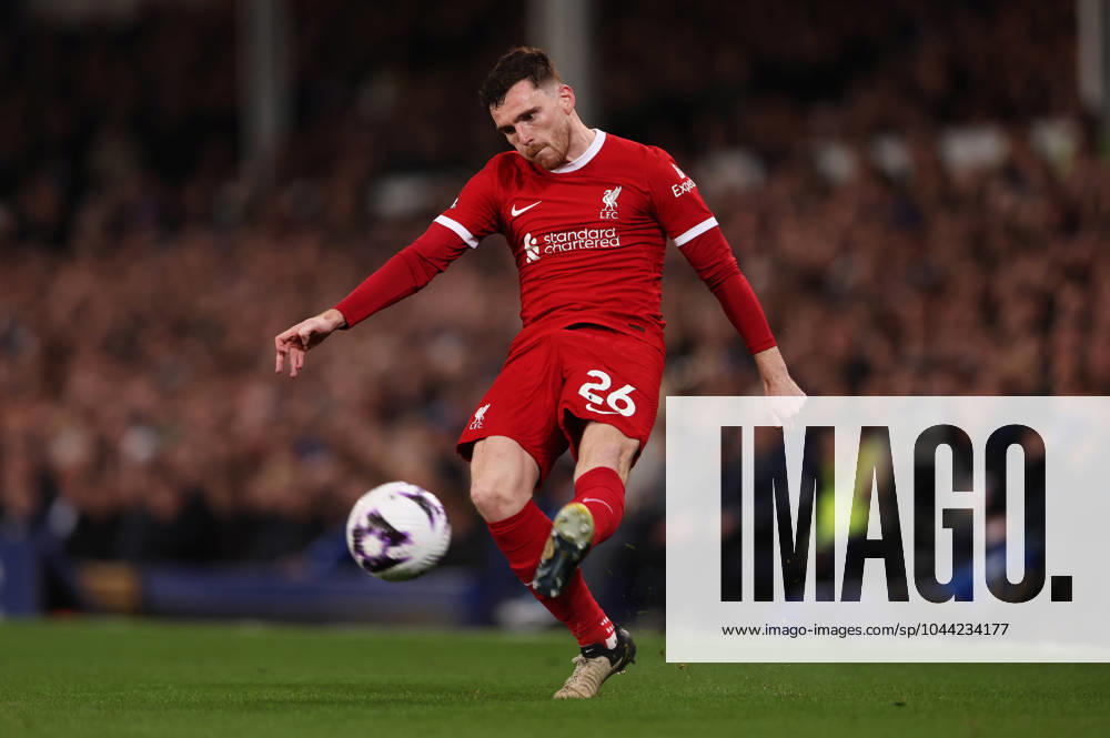 Liverpool, England, 24th April 2024. Andrew Robertson of Liverpool during the Premier League match at Goodison Park, Liverpool. Picture credit should read: Cameron Smith Sportimage . SPI-3103-0061