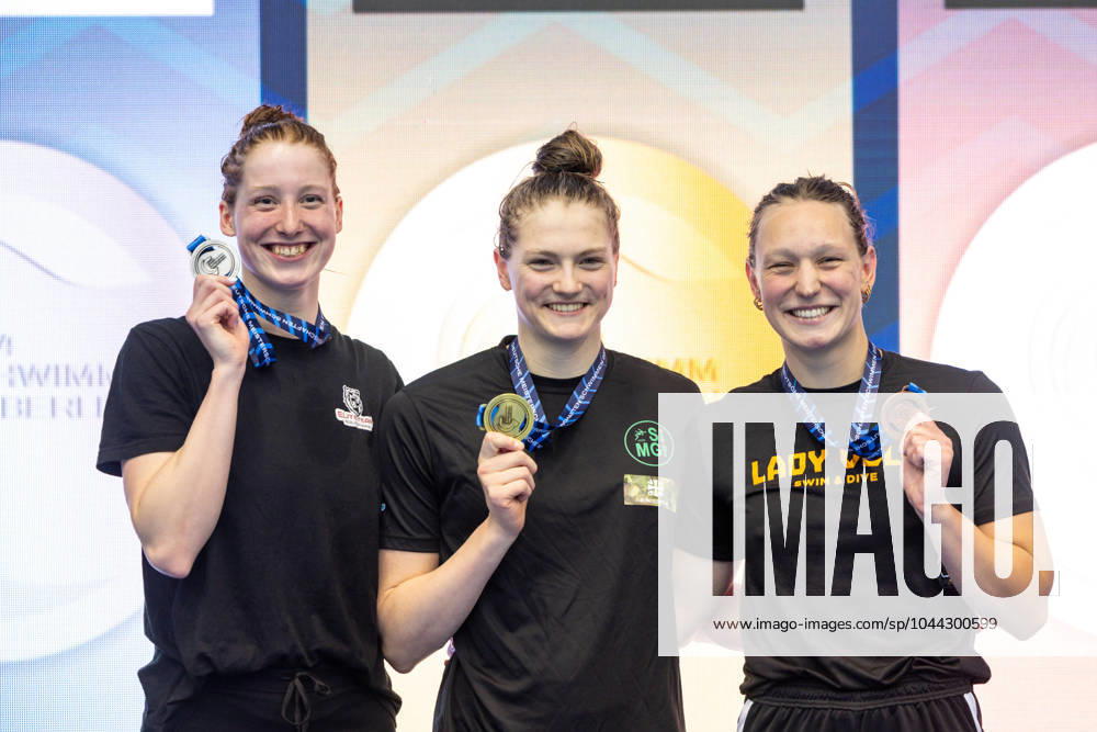 100m freestyle women A final f l n r Nele Schulze SG Neukoelln e V Berlin , Nina Holt SG Moenchengladbach , Julia Mrozinski SCW Eschborn 135 German Swimming Championships 2024, Berlin, Day 2, 26 04 2024 135 German Swimming Championships 2024, Berlin, Day 2, 26 04 2024 Berlin