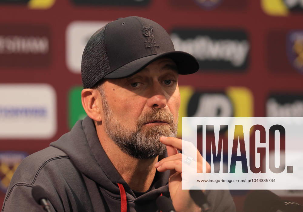 London, England, 27th April 2024. Jurgen Klopp, Manager of Liverpool talks in a press conference, PK, Pressekonferenz after the Premier League match at the London Stadium, London. Picture credit should read: Paul Terry Sportimage . SPI-3108-0052