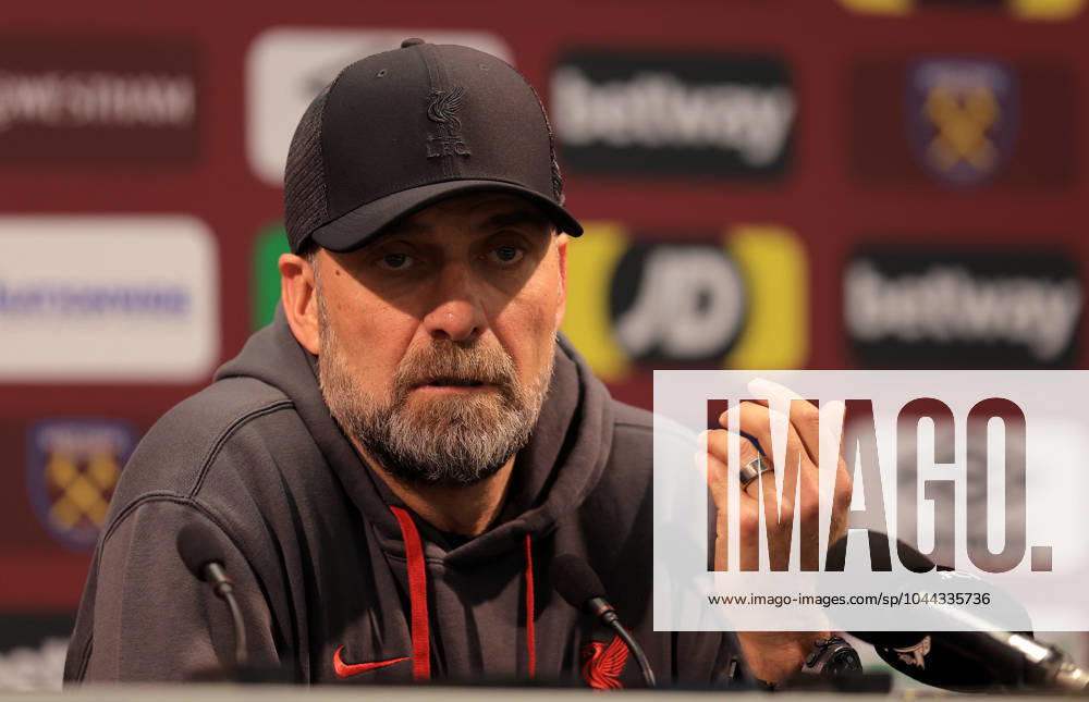 London, England, 27th April 2024. Jurgen Klopp, Manager of Liverpool talks in a press conference, PK, Pressekonferenz after the Premier League match at the London Stadium, London. Picture credit should read: Paul Terry Sportimage . SPI-3108-0053