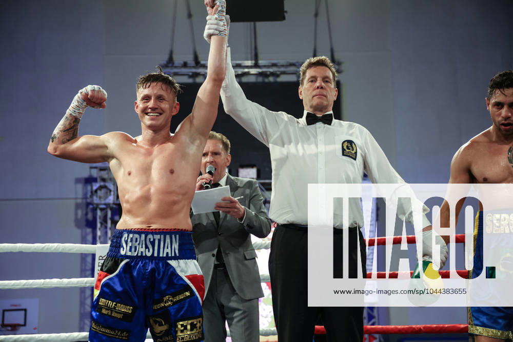 Boxing SLC Events, Hanseatic City of Hamburg strikes , Hamburg, 27 04 2024 Sebastian Formella GER Sergio Dos Santos BRA