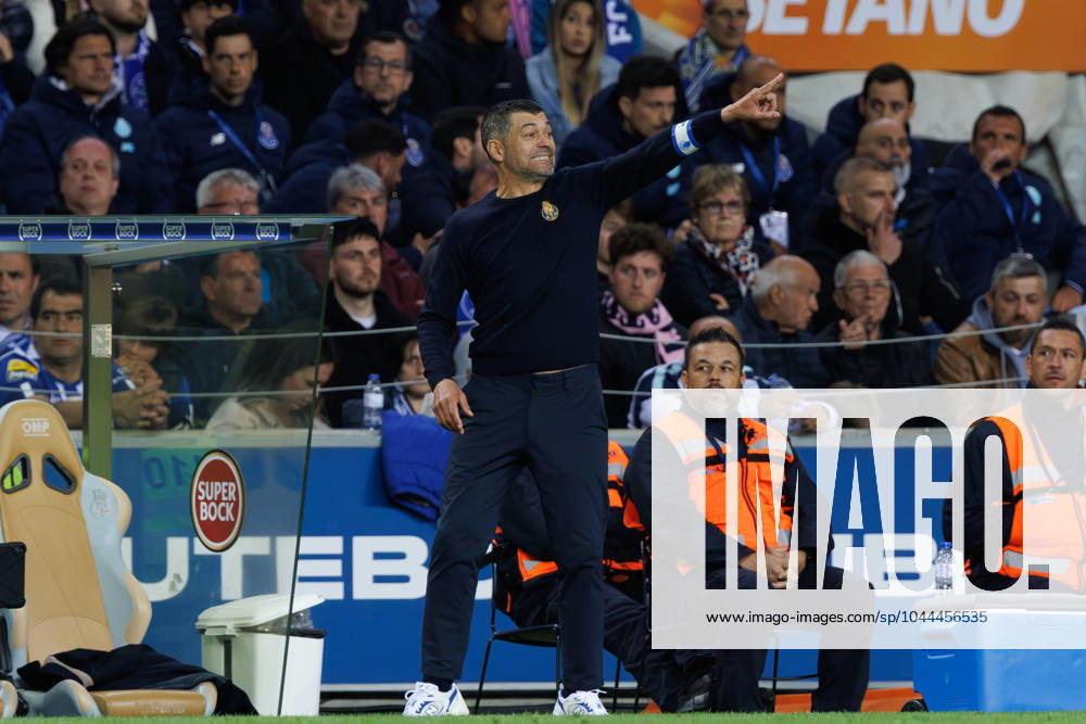 Sergio Conceicao during Liga Portugal game between FC Porto and Sporting CP at Estadio do Dragao, Porto, Portugal. (Maciej Rogowski) Porto Estadio do Dragao Portugal