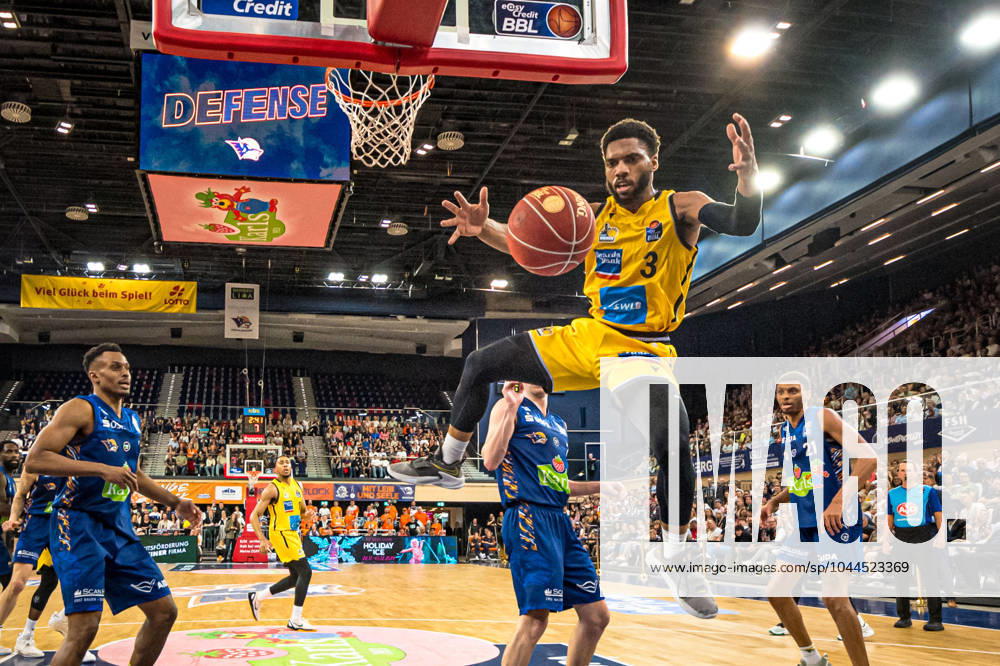 Rostock, Germany 30 April 2024 1 BBL 2023 2024 Rostock Seawolves vs MHP RIESEN Ludwigsburg In the picture Jayvon Graves MHP RIESEN Ludwigsburg