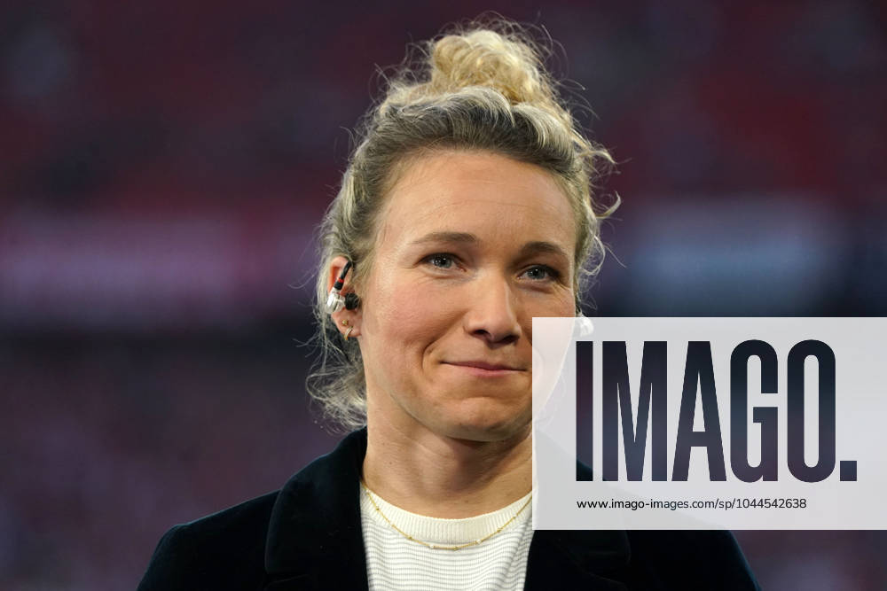 Football, UEFA Champions League season 2023 2024, semi-final, semi-final, , FC Bayern Munich Real Madrid Allianzarena Munich Josephine Henning football expert action, single image