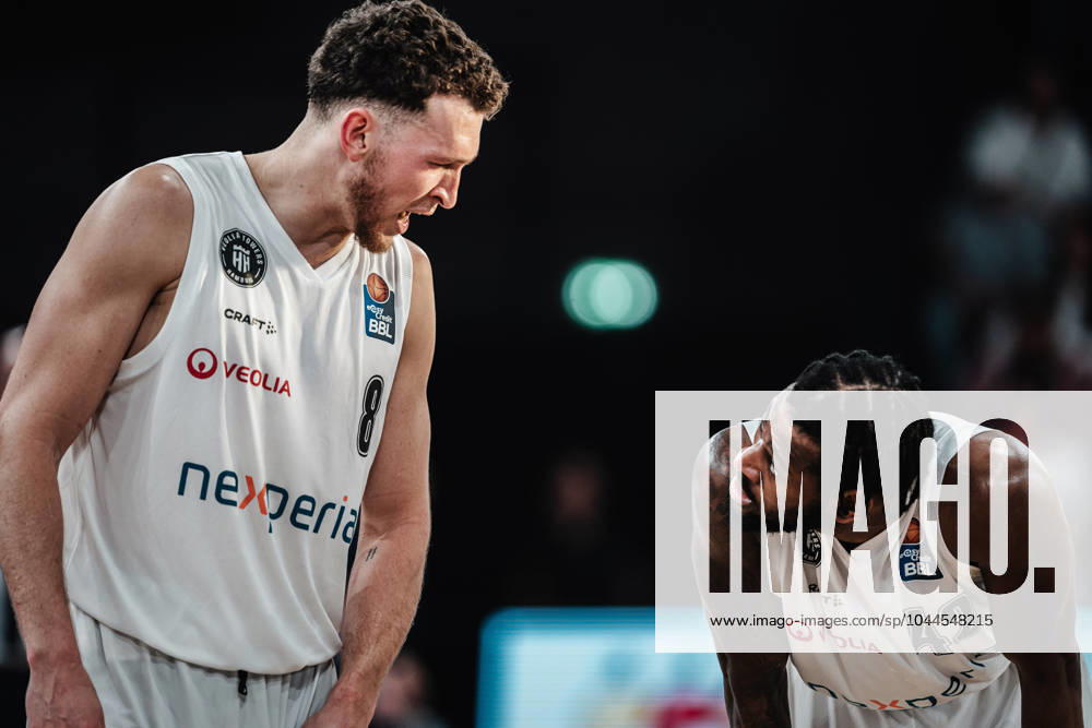 Basketball Men Season 2023 2024 easyCredit Basketball Bundesliga 31 Matchday Veolia Towers Hamburg vs HAKRO Merlins Crailsheim 30 04 2024 v l Brae Ivey 8, Veolia Towers Hamburg and Aljami Durham 42, Veolia Towers Hamburg Hamburg Inselpark Arena Hamburg Germany