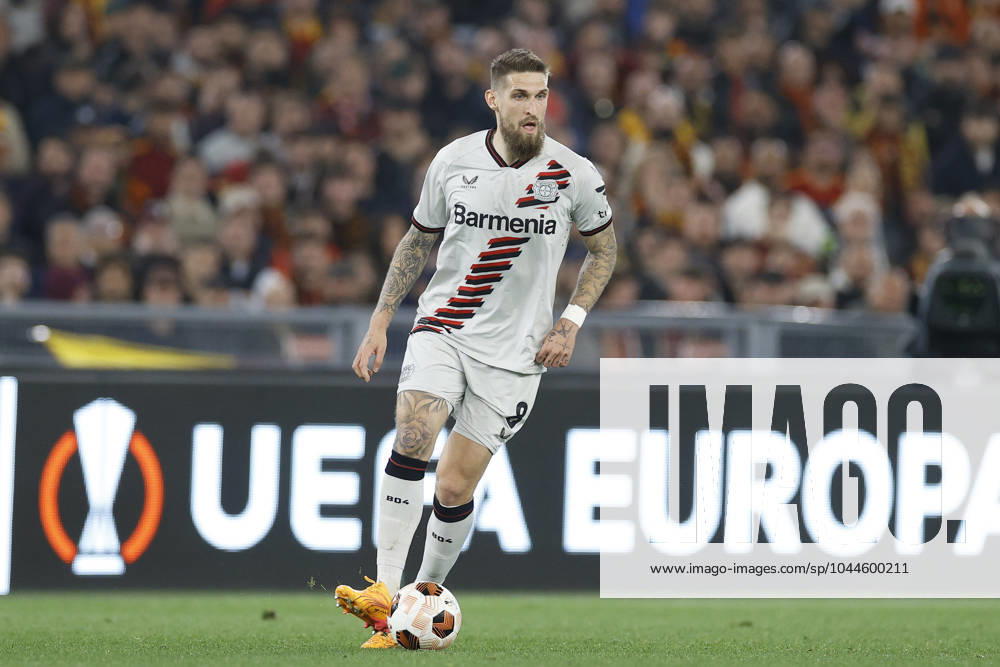 Robert Andrich (Bayer 04 Leverkusen) controls the ball, UEFA Europa League 2023 2024 - Semifinals first leg, AS Roma vs Bayer 04 Leverkusen, Olimpico Stadium, May 2, 2024, Rome, Italy.