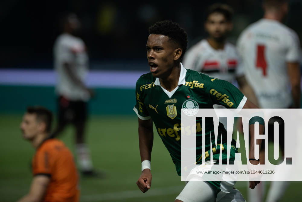 Match between Palmeiras and Botafogo-SP for the Copa do Brasil 2024 Sao Paulo (SP), 05 02 2024 - COPA DO BRASIL PALMEIRAS x BOTAFOGO-SP - Estevao celebrates his goal in a match between Palmeiras and Botafogo-SP, valid for the first leg of the third phase of the Brazilian Football Cup 2024 , held at Allianz Parque, on the evening of this Thursday, May 2, 2024. (Foto: Ronaldo Barreto Thenews2 imago images) SPO