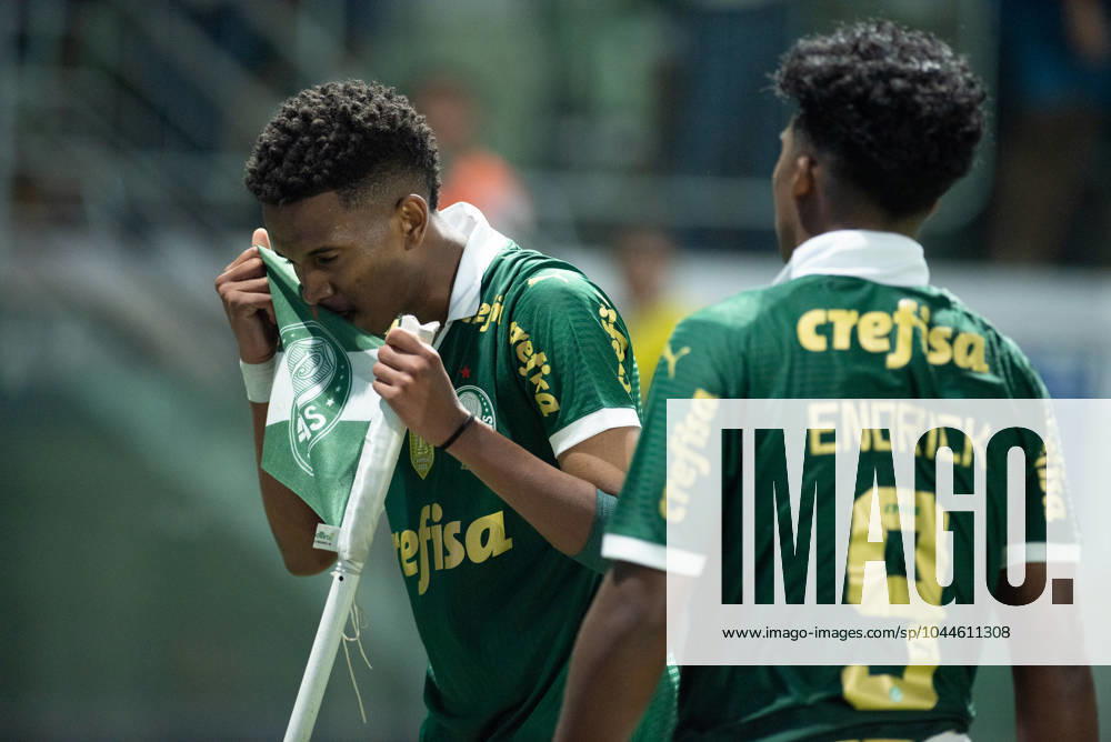 Match between Palmeiras and Botafogo-SP for the Copa do Brasil 2024 Sao Paulo (SP), 05 02 2024 - COPA DO BRASIL PALMEIRAS x BOTAFOGO-SP - Estevao celebrates his goal in a match between Palmeiras and Botafogo-SP, valid for the first leg of the third phase of the Brazilian Football Cup 2024 , held at Allianz Parque, on the evening of this Thursday, May 2, 2024. (Foto: Ronaldo Barreto Thenews2 imago images) SPO