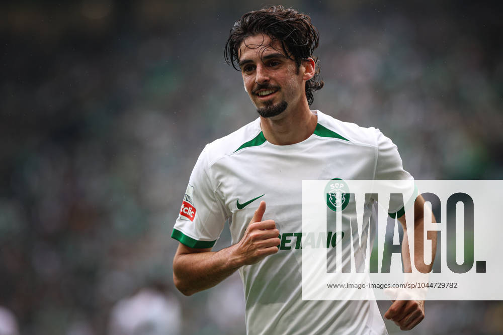Francisco Trincao of Sporting CP seen in action during the Liga Portugal Betclic match between Sporting CP and Portimonense SC at Estadio Jose Alvalade. Lisbon Portugal - ZUMAs197 20240504_aaa_s197_427
