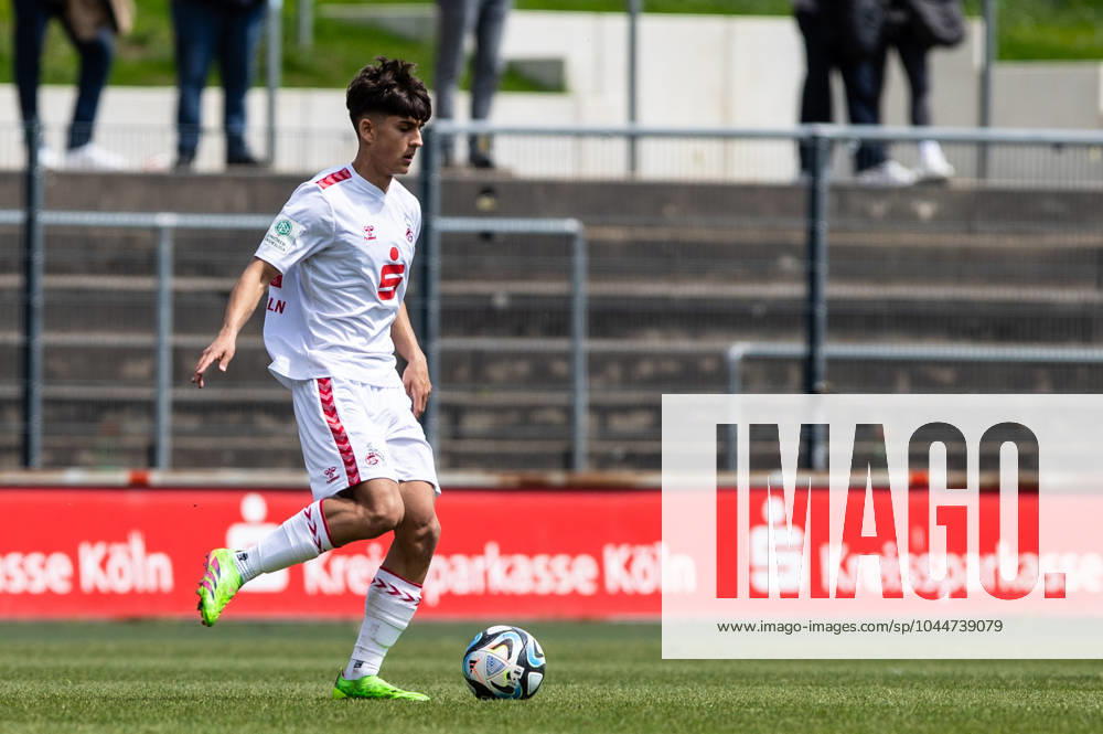 A Junioren Bundesliga West 1 FC Koeln U19 SC Paderborn 07 U19, 05 05 2024 Kristiyan Irmiev 1 FC Köln U19, 11 A Junioren Bundesliga West 1 FC Koeln U19 SC Paderborn 07 U19, Franz Kremer Stadion