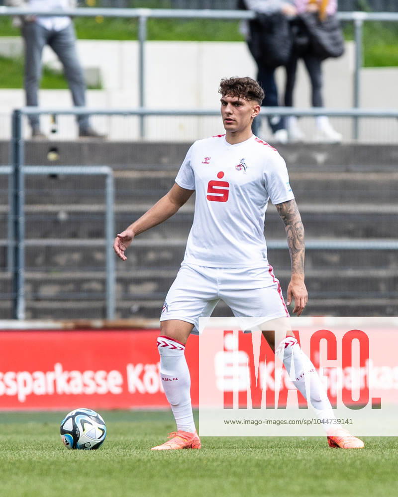 A Junioren Bundesliga West 1 FC Koeln U19 SC Paderborn 07 U19, 05 05 2024 Julian Andreas Pauli 1 FC Köln U19, 4 A Junioren Bundesliga West 1 FC Koeln U19 SC Paderborn 07 U19, Franz Kremer Stadion