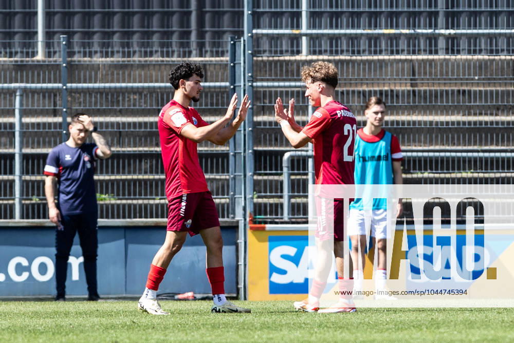 A Junioren Bundesliga West 1 FC Koeln U19 SC Paderborn 07 U19, 05 05 2024 SC Paderborn 07 U19 in jubilation A Junioren Bundesliga West 1 FC Koeln U19 SC Paderborn 07 U19, Franz Kremer Stadion