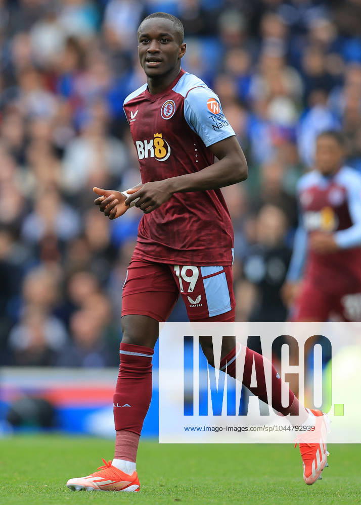 Brighton and Hove, England, 5th May 2024. Moussa Diaby of Aston Villa during the Premier League match at the AMEX Stadium, Brighton and Hove. Picture credit should read: Paul Terry Sportimage . SPI-3134-0060