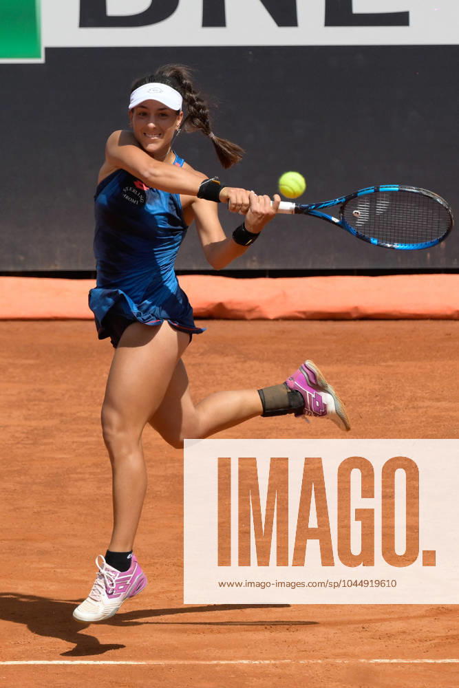 International Tennis match - Internazionali BNL d Italia Lucrezia Stefanini (ITA) during the first round against Linda Noskova (CZE) of the ATP, Tennis Herren Master 1000 Internazionali BNL D Italia tournament at Foro Italico on May 9, 2024 Fabrizio Corradetti LiveMedia Rome Italy