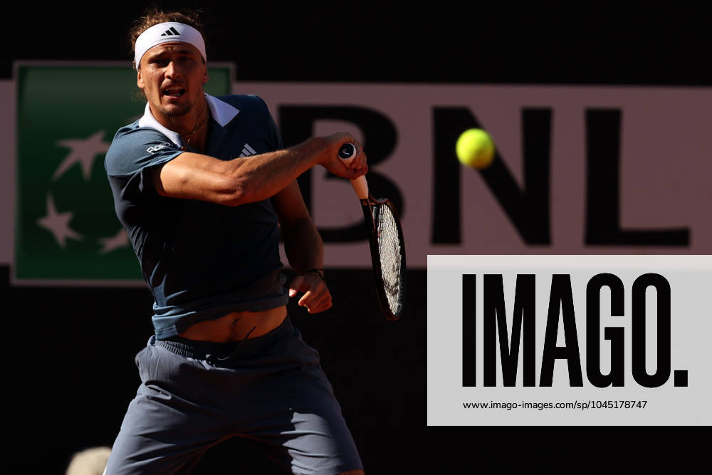 Tennis: ATP, Tennis Herren 1000 Internazionali di Tennis in Rome at Foro Italico. IGA SWIATEK (POL) VS MADISON KEYS (USA) Rome, Italy 14.05.2024: A.ZVEREV (GER) VS N.BURGES (POR) during Internazionali BNL 2024 Men s ATP 1000 Open tennis tournament in Rome at CENTRE COURT. Rome foro italico italy italy