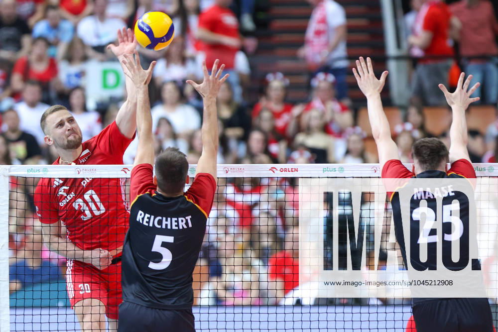 KATOWICE 15.05.2024 MECZ TOWARZYSKI REPREZENTACJI SIATKARZY: POLSKA - NIEMCY --- MENS VOLLEYBALL FRIENDLY MATCH POLAND - GERMANY IN KATOWICE BARTLOMIEJ BOLADZ MORITZ REICHERT LUKAS MAASE FOT. ANNA KLEPACZKO FOTOPYK NEWSPIX.PL --- Newspix.pl POLAND OUT! 240515LUM136