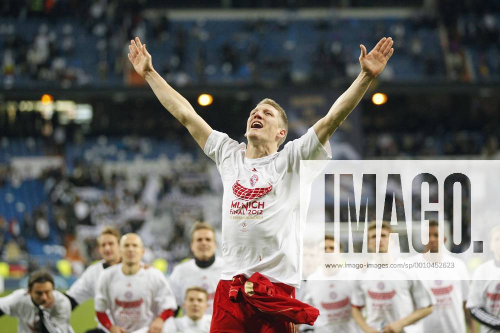 Bastian Schweinsteiger (Bayern 31) Jubel, Freude, Emotionen, Feiern, Lachen, jubelt, freuen, reisst die Arme hoch, ballt die Faust REAL MADRID - FC BAYERN MÜNCHEN Fussball UEFA Champions League, Halbfinale Rückspiel, Madrid, 25.04.2012 CL Saison 2011 2012, FCB, RM, München