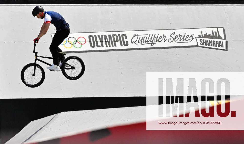 (240518) -- SHANGHAI, May 18, 2024 -- Anthony Jeanjean of France competes during the Cycling BMX Freestyle Men s Park Final at the Olympic Qualifier Series Shanghai in east China s Shanghai, May 18, 2024. ) (SP)CHINA-SHANGHAI-OLYMPIC QUALIFIER SERIES SHANGHAI-CYCLING-BMX FREESTYLE-MEN-FINAL(CN) TaoxXiyi