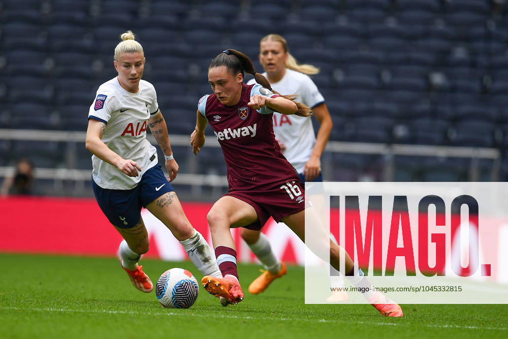 Tottenham Hotspur Women v West Ham United Women FA Women s Super League 18 05 2024. West Ham United Women midfielder Jessica Ziu (16) on the ball during the FA Women s Super League match between Tottenham Hotspur Women and West Ham United Women at Tottenham Hotspur Stadium, London, United Kingdom on 18 May 2024. Editorial use only DataCo restrictions apply See www.football-dataco.com ,