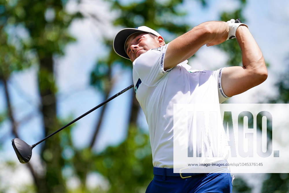 Viktor Hovland tees off the 2nd hole during the third round of the 2024 PGA, Golf Herren Championship at Valhalla Golf Club. Louisville USA - ZUMAw109 20240518_fap_w109_049