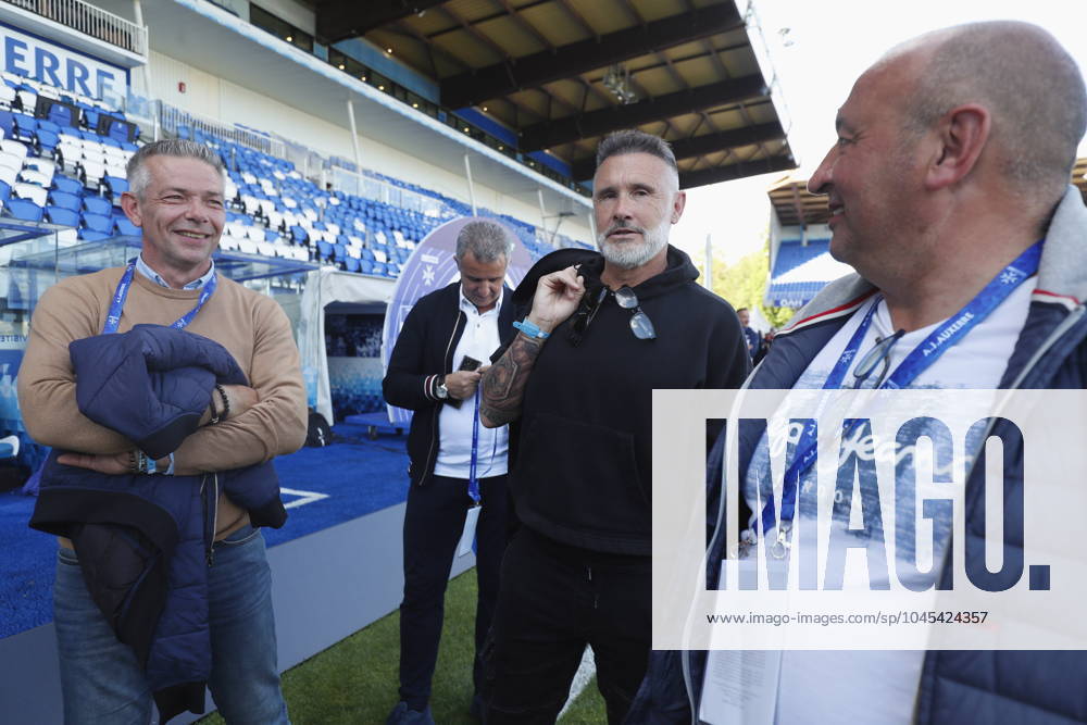 (Auxerre) Hommage aux vainqueurs de la Coupe de France 94 - Christophe Cocard -- Christian Henna - Moussa Saib Football : Auxerre Hommage Vainqueurs Coupe France 94 - 17 05 2024 StephanieGrossetete Panoramic