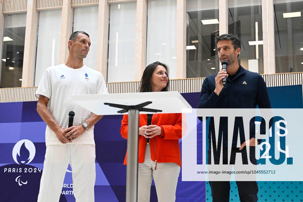 Alexis Hanquinquant ( France ) , Beatrice Dupuy ( pdg Procter Gamble France) and Tony Estanguet ( president JO 2024 ) during the presentation of podiums Olympic and Paralympic Games at Le Pulse on May 23, 2024 in Saint Denis, France. ( Photo by federico pestellini panoramic ) - PARIS 2024 : Presentation des podiums des Jeux Olympiques et Paralympiques - Saint Denis - 23 05 2024 FedericoPestellini Panoramic
