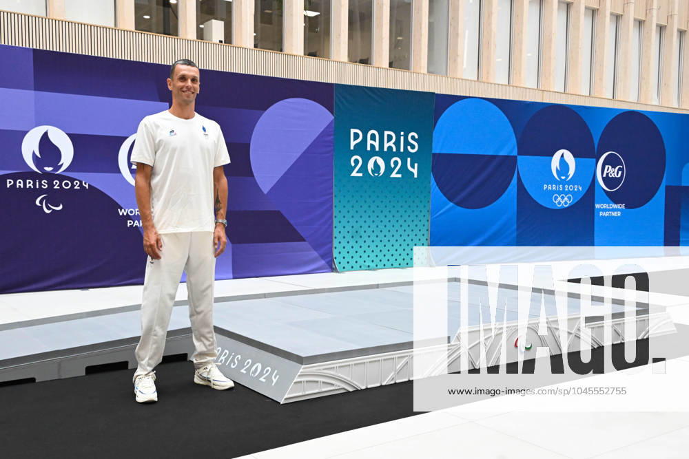 Alexis Hanquinquant ( France ) during the presentation of podiums Olympic and Paralympic Games at Le Pulse on May 23, 2024 in Saint Denis, France. ( Photo by federico pestellini panoramic ) - PARIS 2024 : Presentation des podiums des Jeux Olympiques et Paralympiques - Saint Denis - 23 05 2024 FedericoPestellini Panoramic
