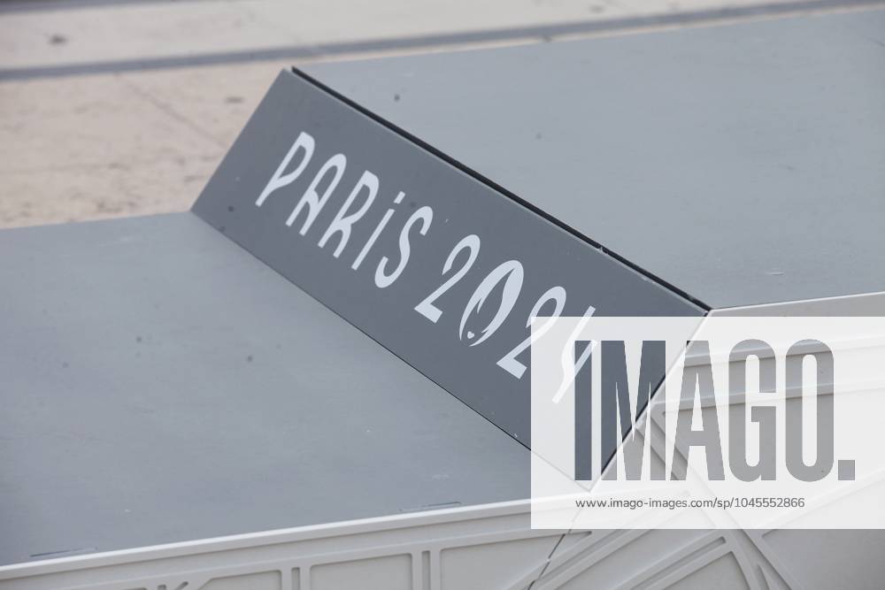 Presentation des Podiums Olymmpiques et Paralympiques Place du Trocadero a Paris JO: Les Podiums Olymmpiques et Paralympiques - 23 05 2024 JonathanRebboah Panoramic