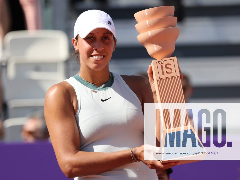 KW21 INTERNATIONAUX TENNIS FEMININ 2024 PHOTOPQR L ALSACE Jean-Marc LOOS ; Strasbourg ; 25 05 2024 ; Madison Keys (USA) remporte les Internationaux de tennis féminin ( IS) à Strasbourg le 25 mai 2024. Internationaux de Strasbourg on May 25, 2024 Strasbourg Bas-Rhin Alsace France