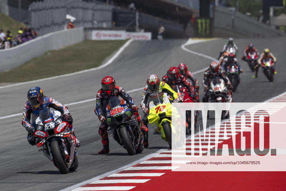88 OLIVEIRA Miguel (prt), Trackhouse Racing, Aprilia RS-GP 2024, action during the 2024 MotoGP Grand Premi Monster Energy de Catalunya, Spanish GP, on the Catalunya circuit of Barcelona, from May 24 to 26, in Spain - MOTO - MOTO GP - CATALUNYA GRAND PRIX 2024 DPPI Panoramic _GG98144