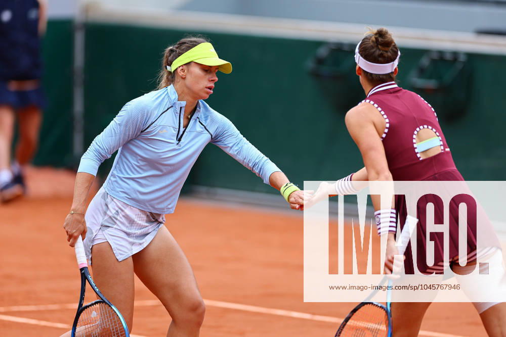 2024.05.29 Paryz Tenis French Open Roland Garros 2024 Magda Linette Bernarda Pera - Angelica Moratelli Camilla Rosatello N Z Magda Linette Foto Pawel Andrachiewicz PressFocus 2024.05.29 Paris Tennis French Open Roland Garros 2024 Magda Linette Bernarda Pera - Angelica Moratelli Camilla Rosatello Magda Linette Photo Pawel Andrachiewicz PressFocus NEWSPIX.PL --- Newspix.pl 20240529_PF_PA044