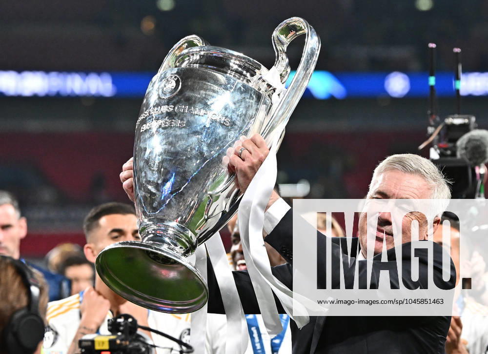 Football UEFA Champions League Final 2024, Borussia Dortmund Real Madrid,, v l Coach Carlo Ancelotti Real Madrid with the trophy London