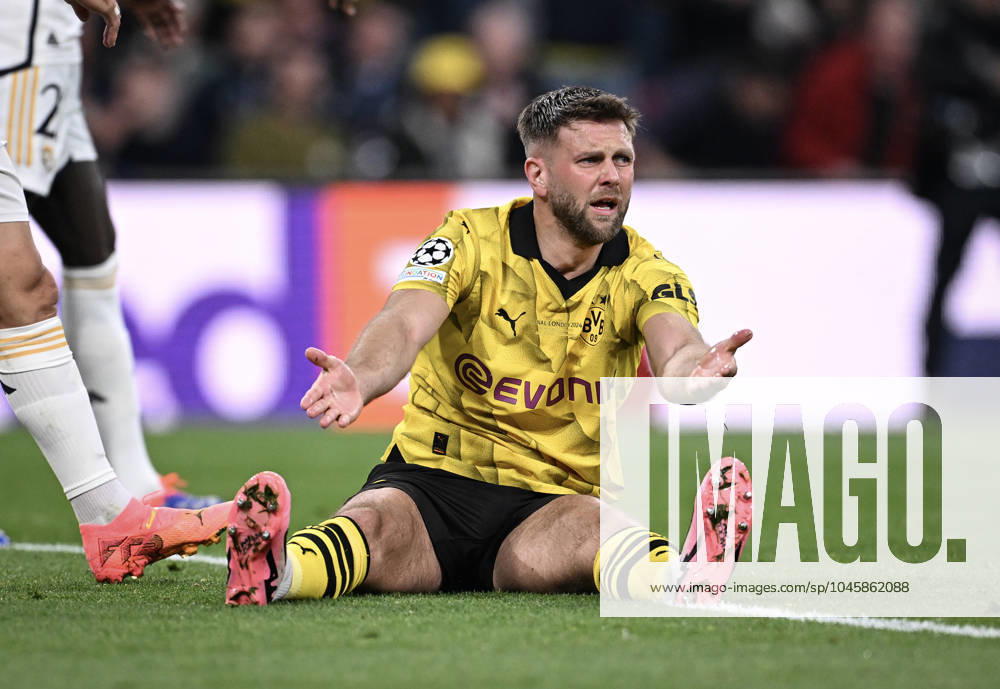 Football CHL FINAL 2023 2024 Final in London 01 06 2024 Borussia Dortmund Real Madrid Niclas Fuellkrug Borussia Dortmund disappointed on the ground