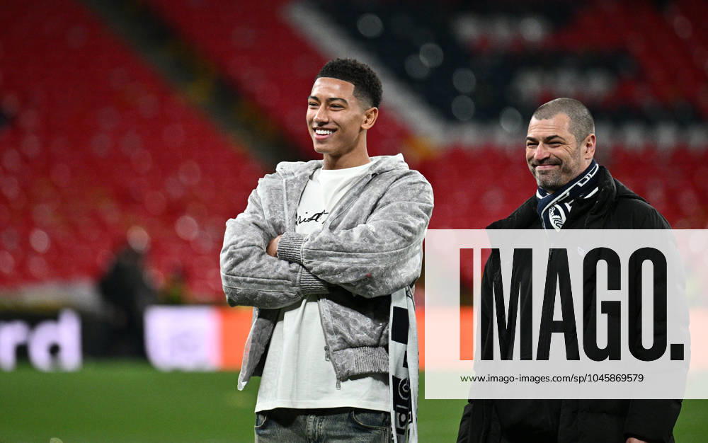 Jobe Bellingham,Denise with his father Mark Bellingham on pitch after the UEFA Champions League 2023 24 final match between Borussia Dortmund v Real Madrid CF at Wembley Stadium on June 1, 2024 in London, Borussia Dortmund v Real Madrid CF - UEFA Champions League Final 2023 24