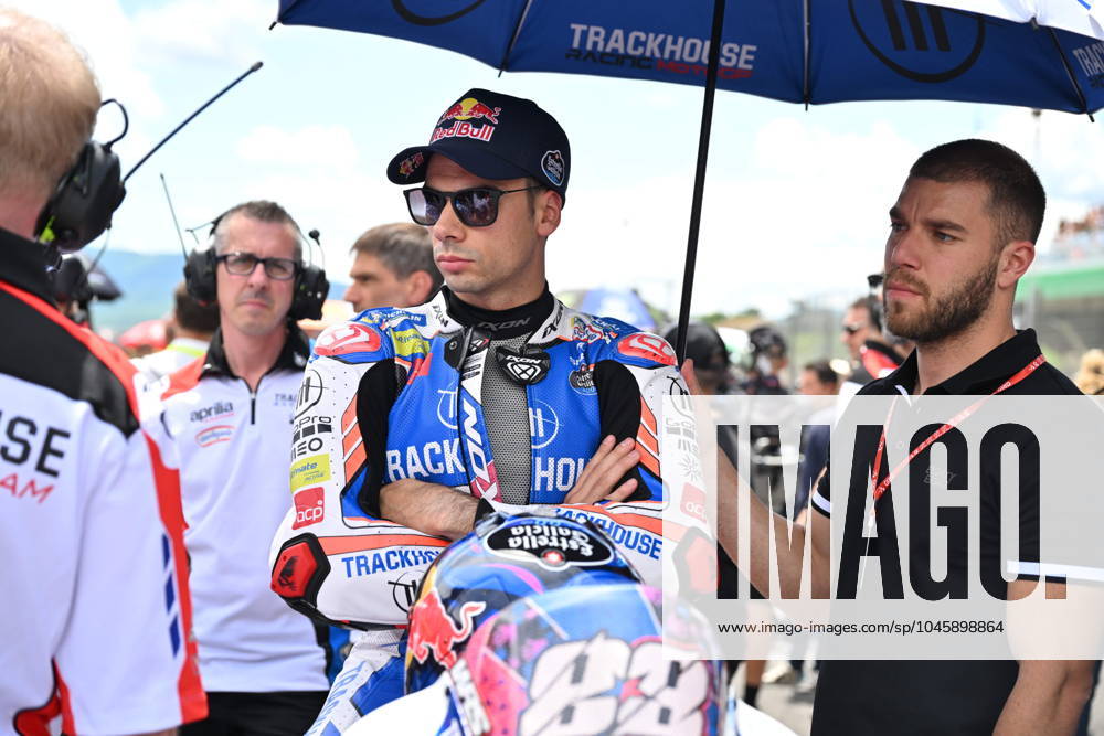 OLIVEIRA Miguel (prt), Trackhouse Racing, Aprilia RS-GP 2024, portrait, starting grid, grille de dÃ part during the 2024 MotoGP Grand Premio dItalia Brembo, Italien GP, on the Mugello circuit, from May 31 to June 2nd, in Italy - MOTO - MOTO GP - ITALY GRAND PRIX 2024 DPPI Panoramic 2024 07 GP Italy 95755