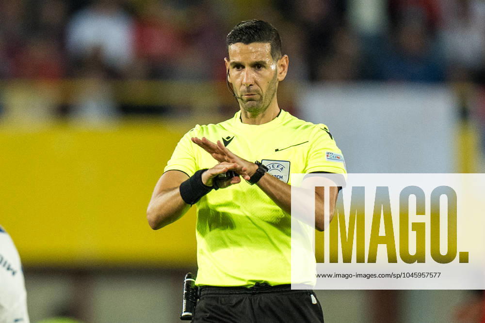 SOCCER - AUT vs SRB, test match VIENNA,AUSTRIA,04.JUN.24 - SOCCER - OEFB International Friendly, Länderspiel, Nationalmannschaft match, Austria vs Serbia. Image shows referee Antonio Nobre (POR). GEPAxpictures xJohannesxFriedl