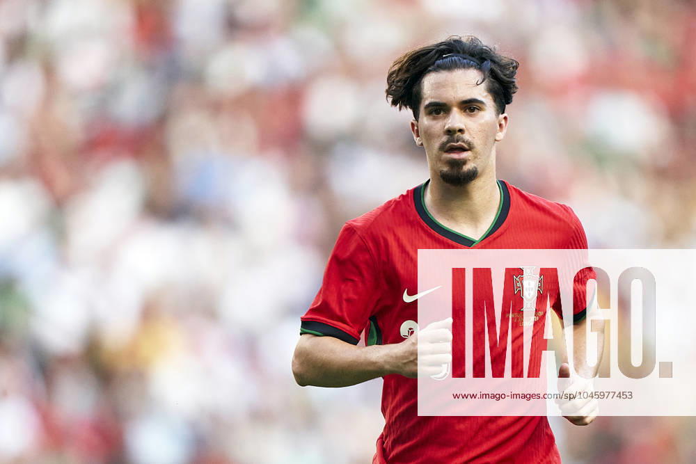 Portugal V Finland - International Friendly, Länderspiel, Nationalmannschaft Vitor Ferreira Vitinha of Portugal is looking on during the international friendly match between Portugal and Finland at Jose Alvalade Stadium in Lisbon, Portugal, on June 04, 2024. Lisbon Portugal