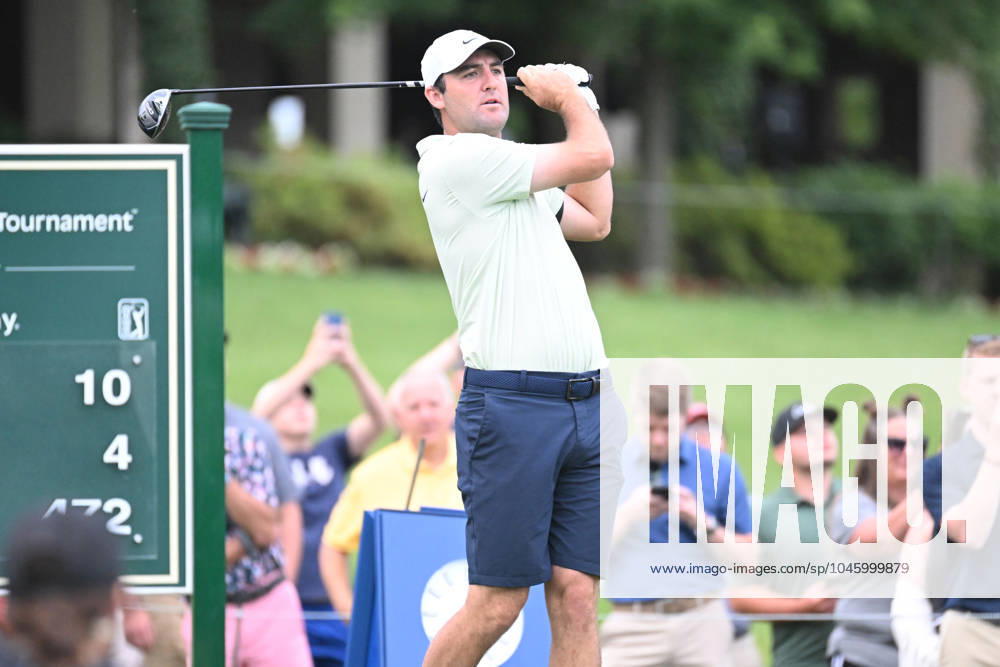 Scottie Scheffler (USA) tees off on the 10th hole during the Golden Bear Pro Am at the Memorial Tournament in Dublin, Ohio. Cal Media Dublin USA - ZUMAc04_ 20240605_zma_c04_002