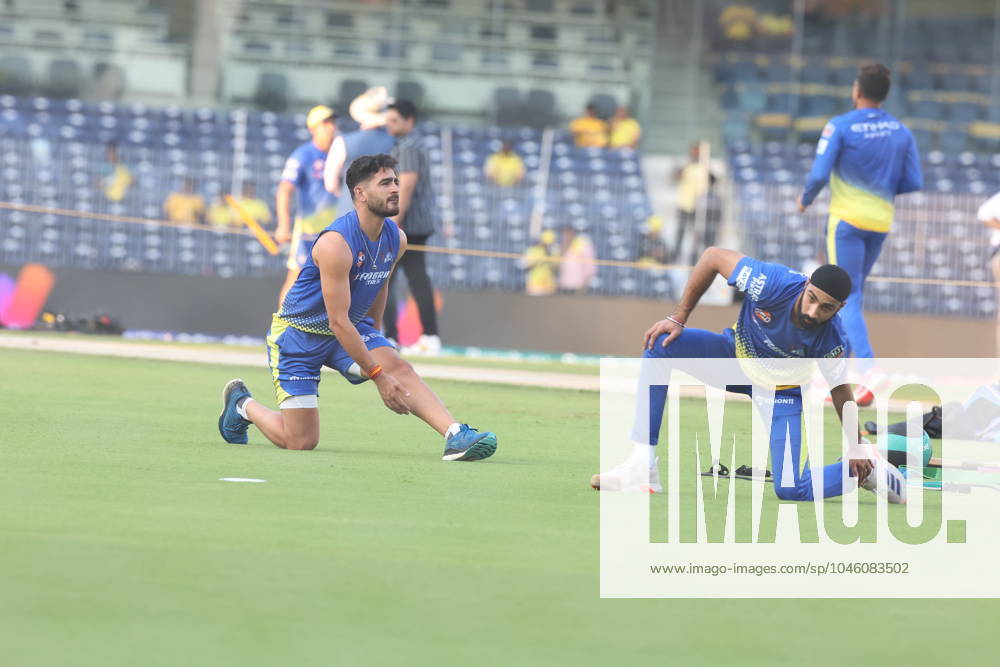Cricket : Tata IPL 2024 Tata IPL 2024 : Chennai, India, 23rd April 2024: CSK Vs LSG : ( Chennai Super Kings Vs Lucknow Super Giants) In MAC Stadium Chennai. Practices session of CSK. MS Dhoni during the Practice session ahead of the match Seshadri SUKUMAR