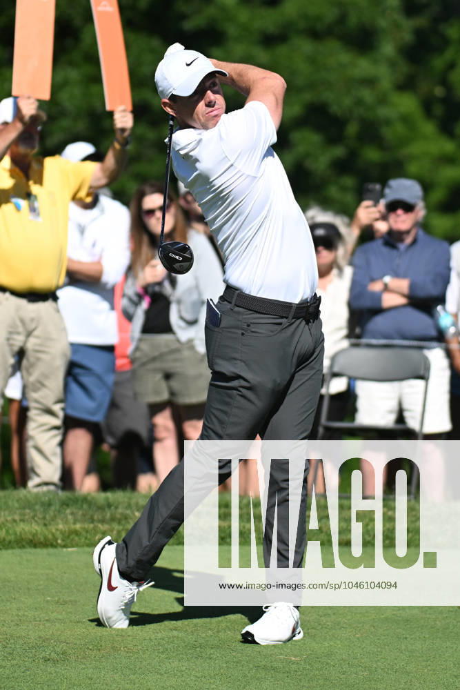 Rory McIlroy (NIR) tees off on the 1st hole during the second round at the Memorial Tournament in Dublin, Ohio. Cal Media Dublin USA - ZUMAc04_ 20240607_zma_c04_048
